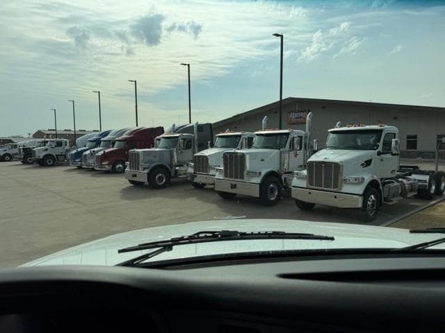 2027 Peterbilt 567 in Fort Worth, TX — photo 47