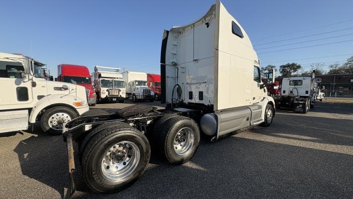 2021 Peterbilt 579 in Jacksonville, FL — photo 5