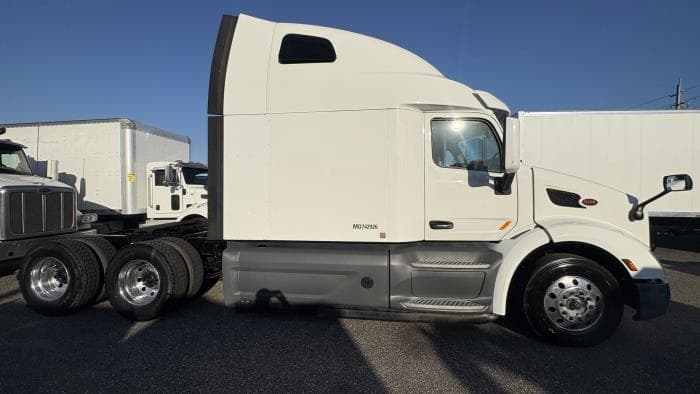 2021 Peterbilt 579 in Jacksonville, FL — photo 6
