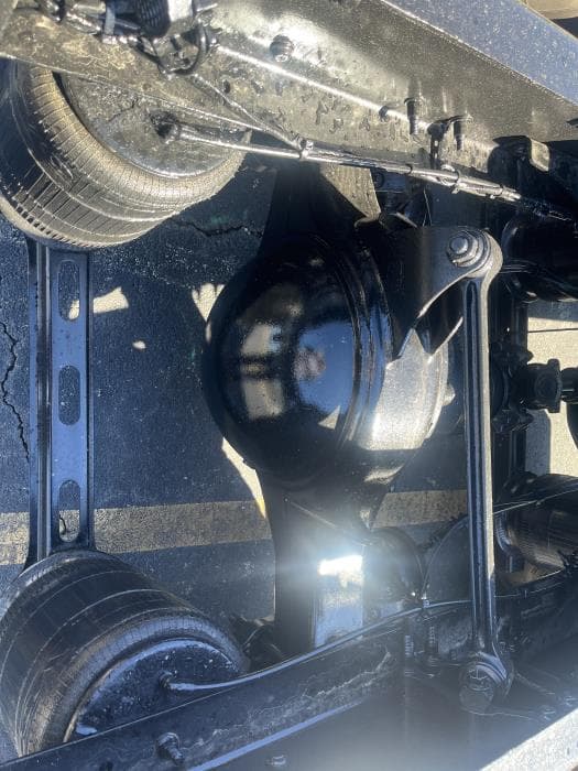 2020 Volvo VNL 300 in Atlanta, GA — photo 11