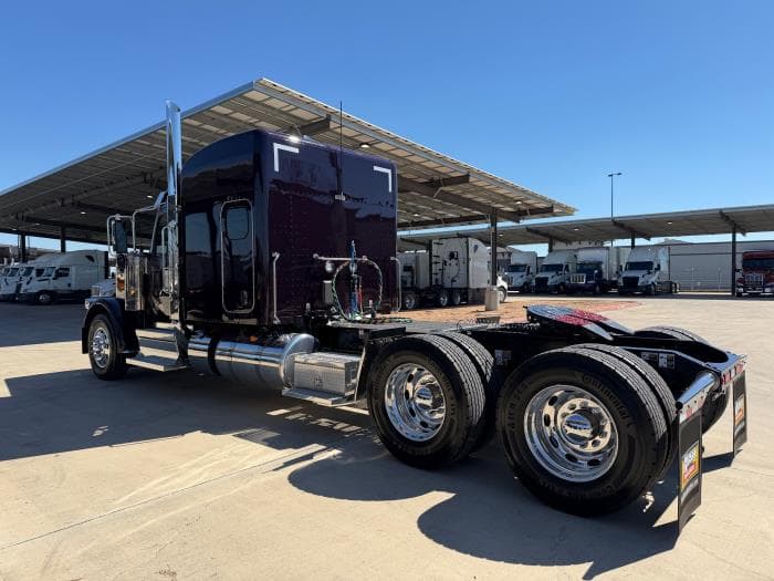 2027 Peterbilt 589 in San Antonio, TX — photo 4