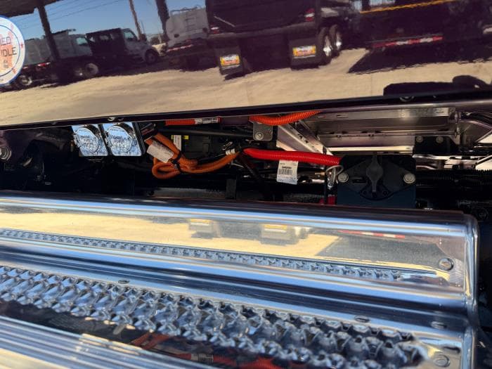 2027 Peterbilt 589 in San Antonio, TX — photo 10