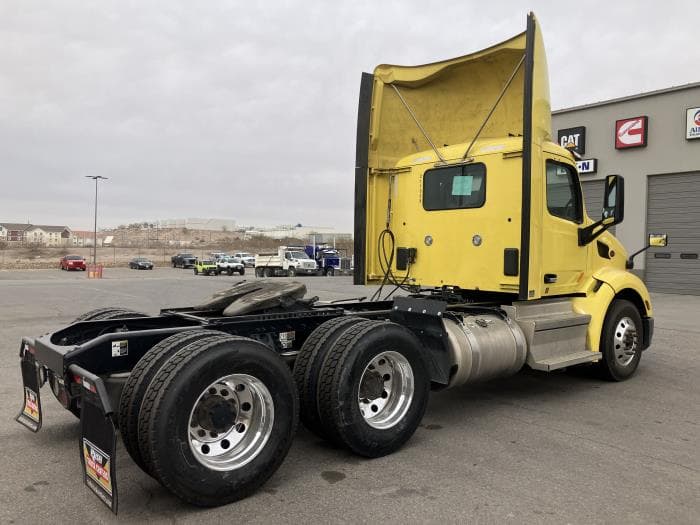 2021 Peterbilt 579 — photo 5
