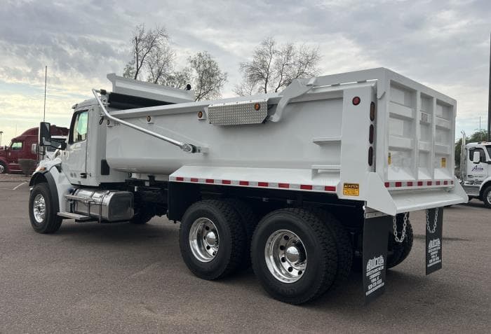2026 Peterbilt 548 in Phoenix, AZ — photo 5