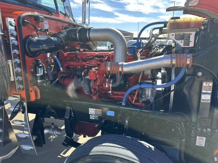 2024 Peterbilt 389 in Oklahoma City, OK — photo 14