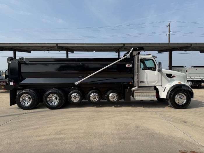 2026 Peterbilt 567 in San Antonio, TX — photo 9