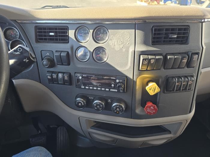 2022 Peterbilt 579 in Lake City, FL — photo 18