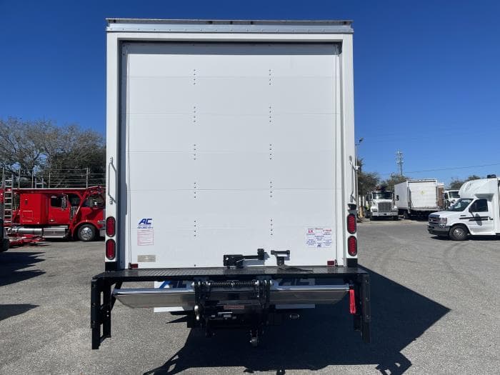 2026 Isuzu NRR in Orlando, FL — photo 4