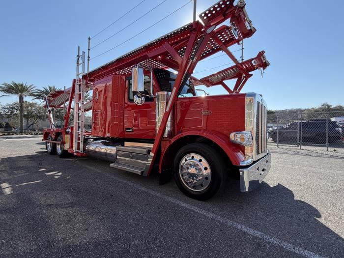 2025 Peterbilt 589 in Orlando, FL — photo 11