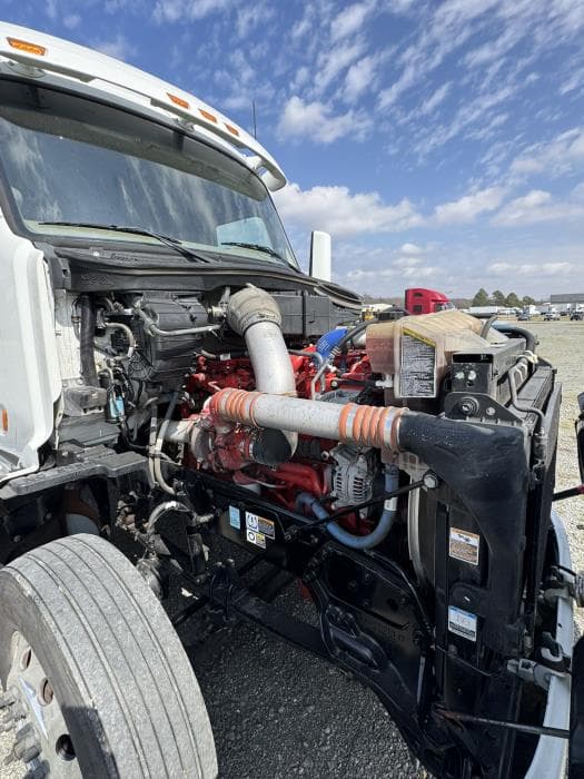 2022 Peterbilt 579 in North Little Rock, AR — photo 15