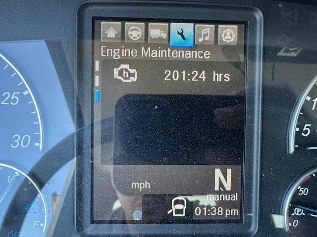 2025 Freightliner — photo 11