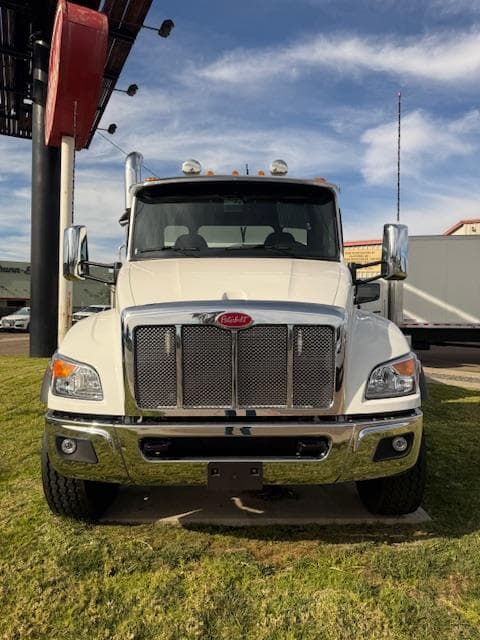 2026 Peterbilt 548 in San Diego, CA — photo 4