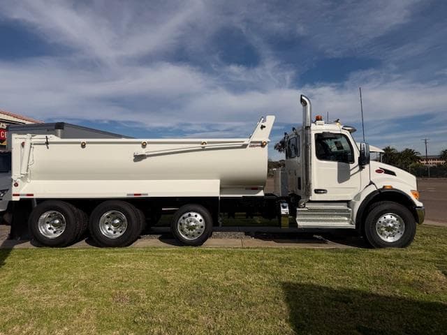 2026 Peterbilt 548 in San Diego, CA — photo 3