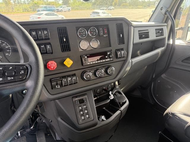 2026 Peterbilt 548 in San Diego, CA — photo 11