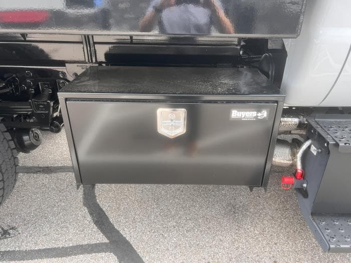 2027 Ford F-750 in Cincinnati, OH — photo 8