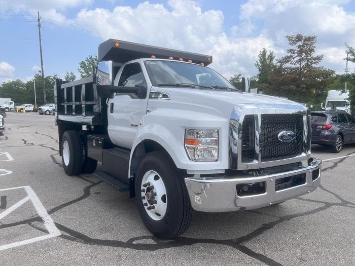 2027 Ford F-750 in Cincinnati, OH — photo 5