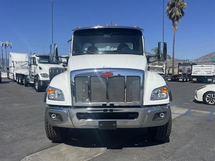 2026 Peterbilt 548 in Fontana, CA — photo 15