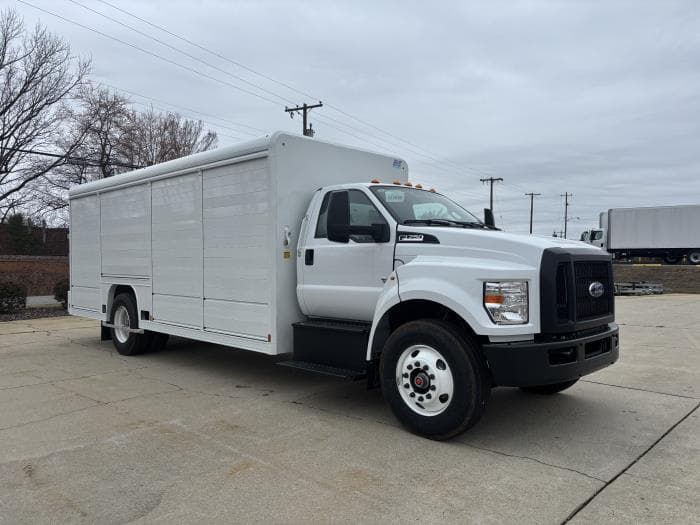 2026 Ford F-750 in Dallas, TX — photo 8