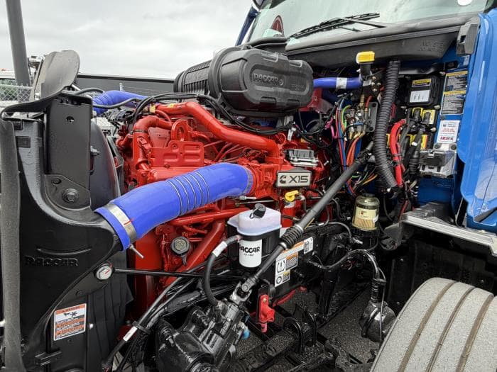 2027 Peterbilt 579 in Orlando, FL — photo 21