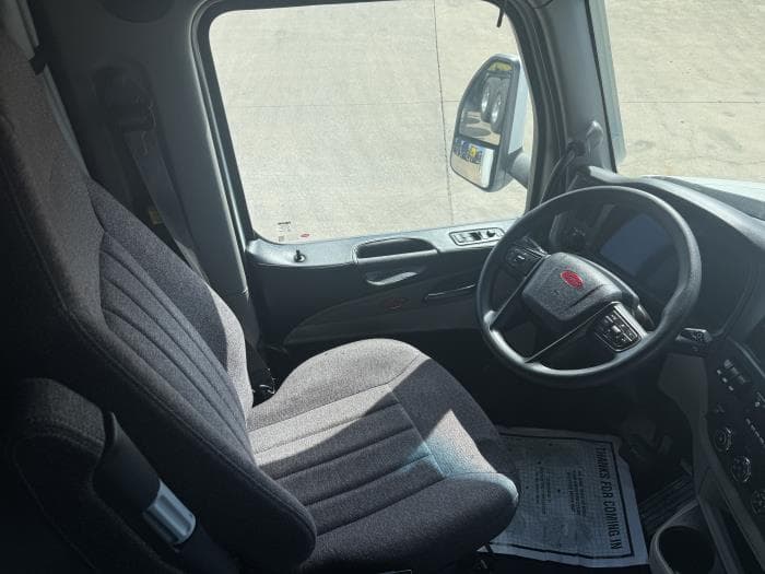 2024 Peterbilt 579 — photo 18