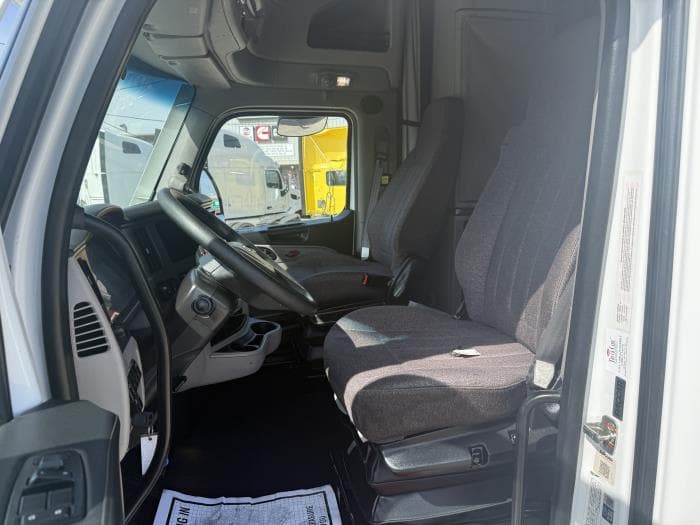 2024 Peterbilt 579 — photo 22