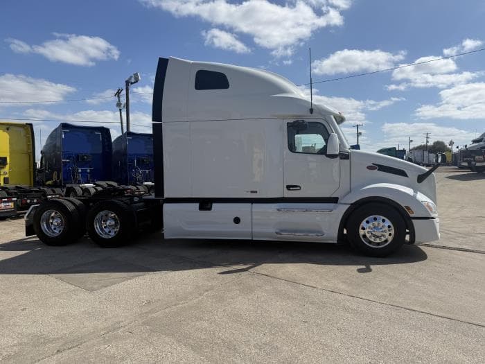 2024 Peterbilt 579 — photo 32