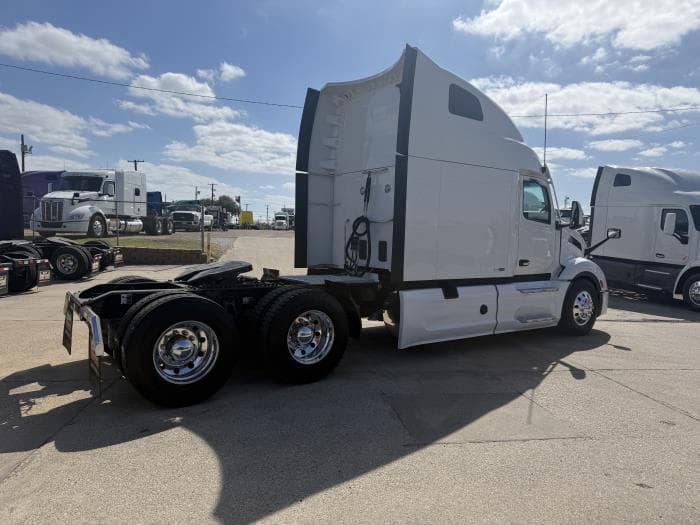 2024 Peterbilt 579 — photo 35
