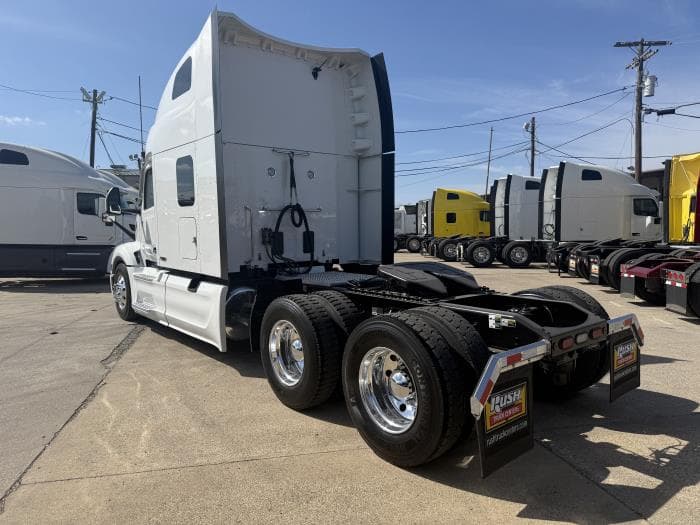 2024 Peterbilt 579 — photo 42