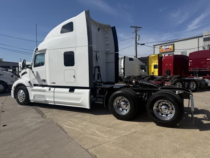 2024 Peterbilt 579 — photo 44