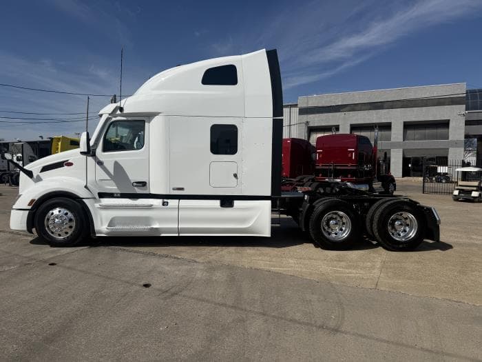 2024 Peterbilt 579 — photo 47