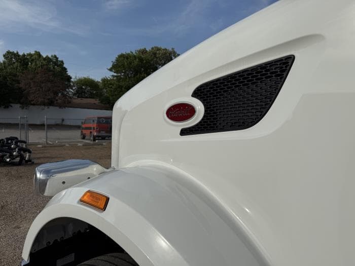 2027 Peterbilt 567 in Dallas, TX — photo 15