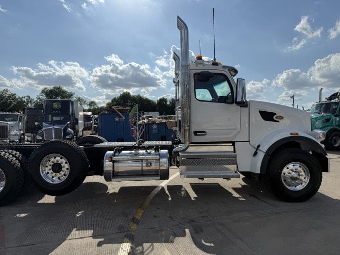 2027 Peterbilt 567 in Dallas, TX — photo 11