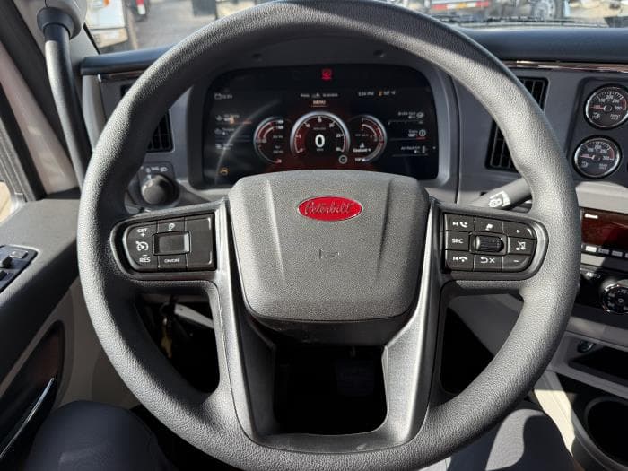 2027 Peterbilt 567 in Dallas, TX — photo 37
