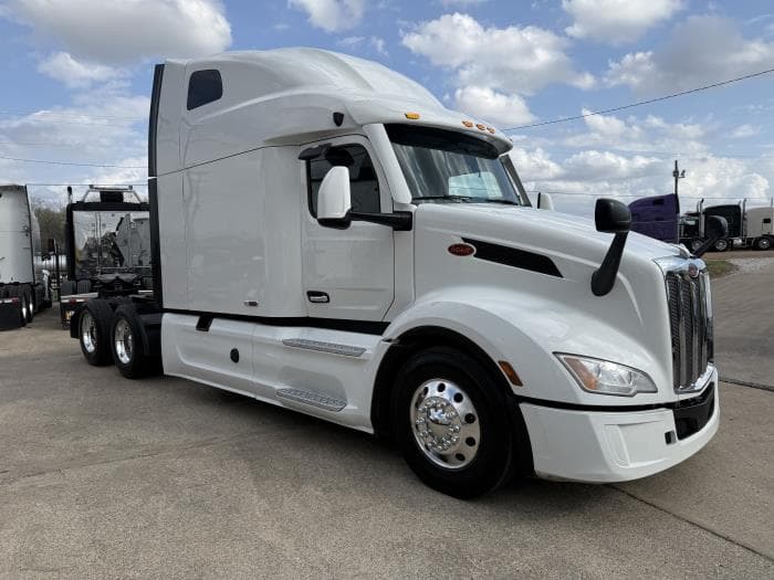 2024 Peterbilt 579 — photo 27