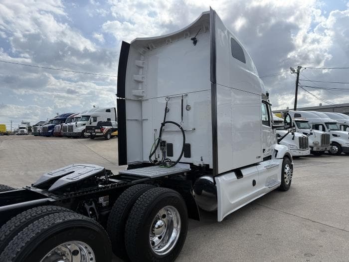 2024 Peterbilt 579 — photo 31