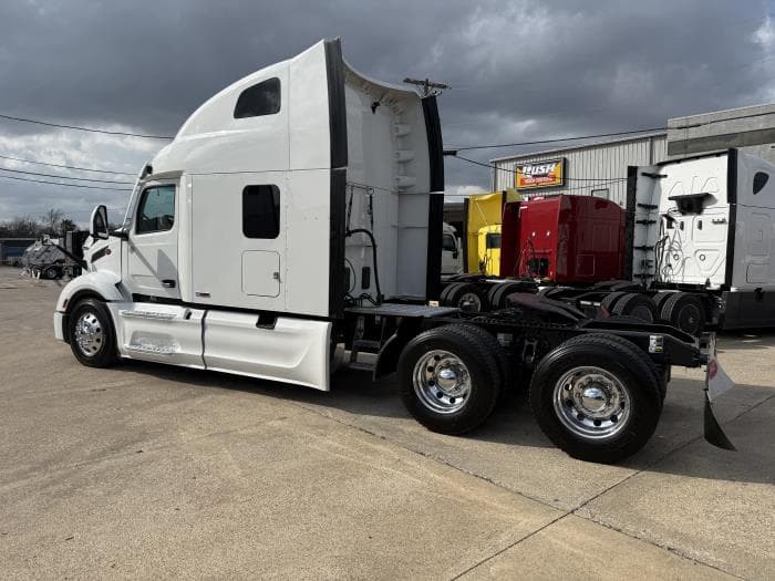 2024 Peterbilt 579 — photo 35