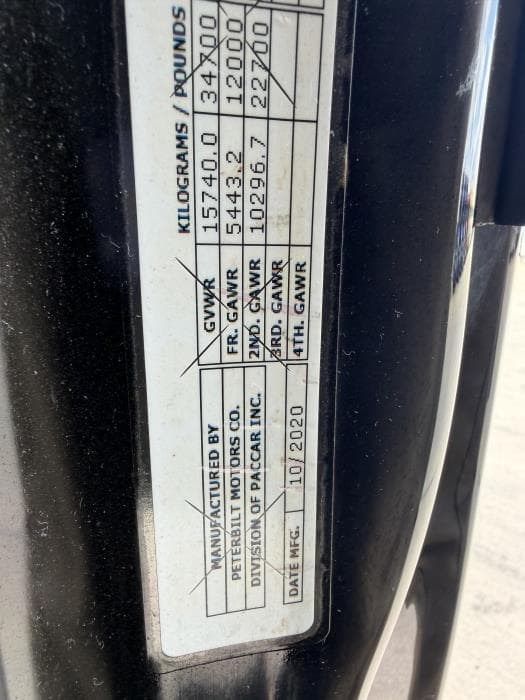 2021 Peterbilt 579 — photo 27