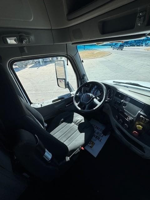2022 Peterbilt 579 in Tulsa, OK — photo 21