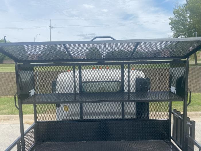 2025 Isuzu NRR in Olathe, KS — photo 8