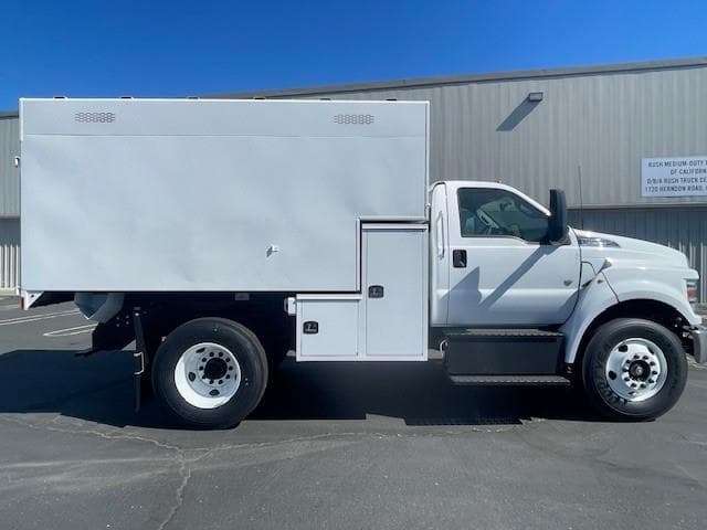 2025 Ford F-650 — photo 6