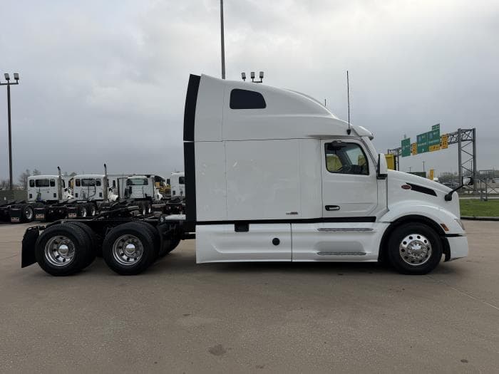 2024 Peterbilt 579 — photo 7