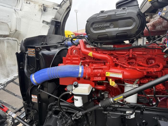 2024 Peterbilt 579 — photo 18