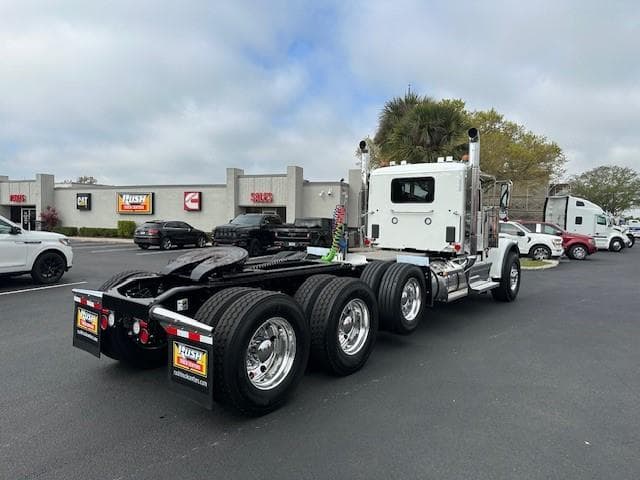 2027 Peterbilt 589 in Tampa, FL — photo 6