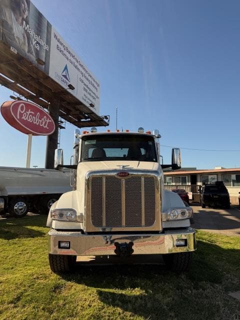 2027 Peterbilt 567 in Sylmar, CA — photo 2