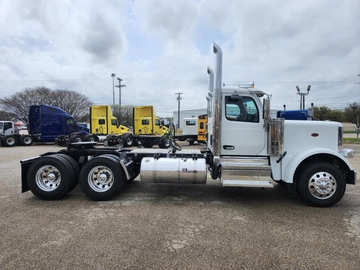 2027 Peterbilt 589 in Waco, TX — photo 6