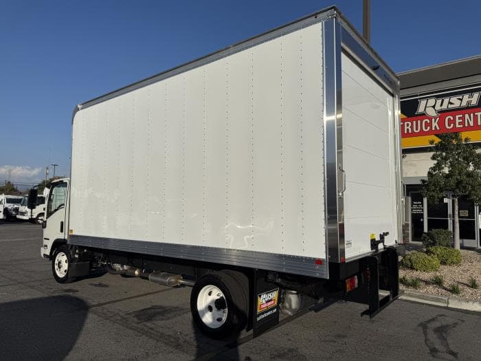 2025 Isuzu NRR in Whittier, CA — photo 4