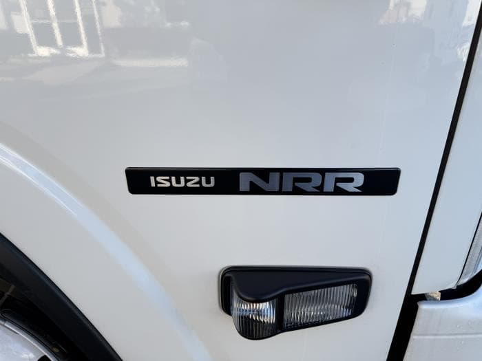 2025 Isuzu NRR in Whittier, CA — photo 9