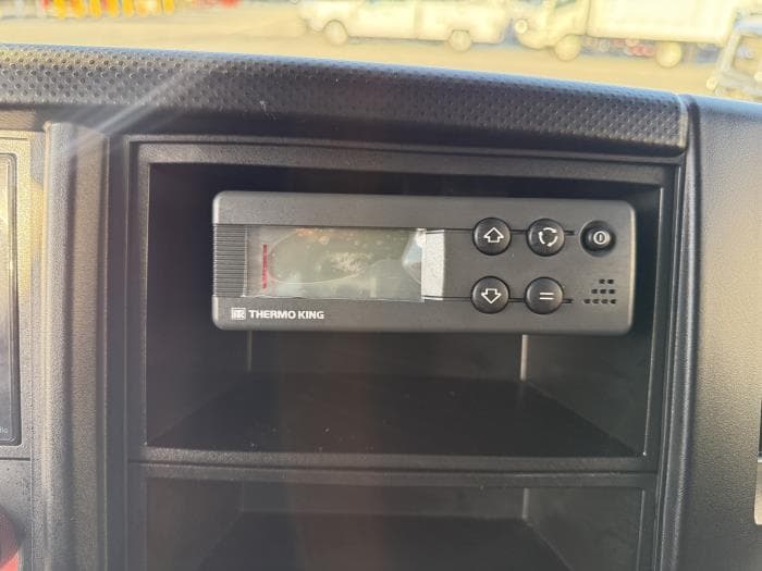 2025 Isuzu NRR in Whittier, CA — photo 19