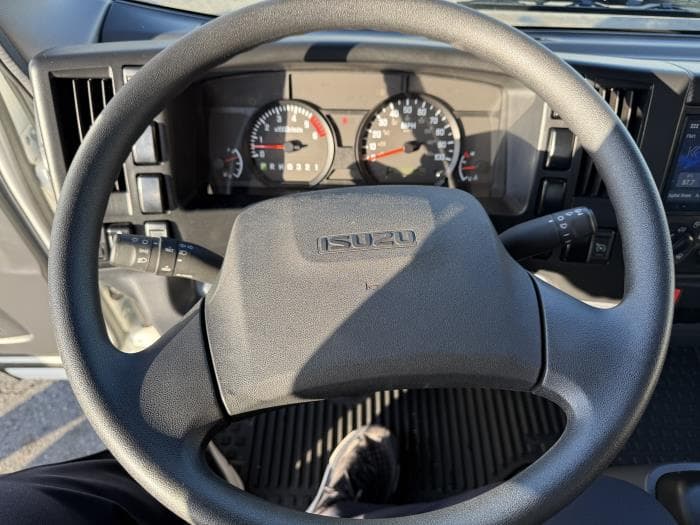 2025 Isuzu NRR in Whittier, CA — photo 21