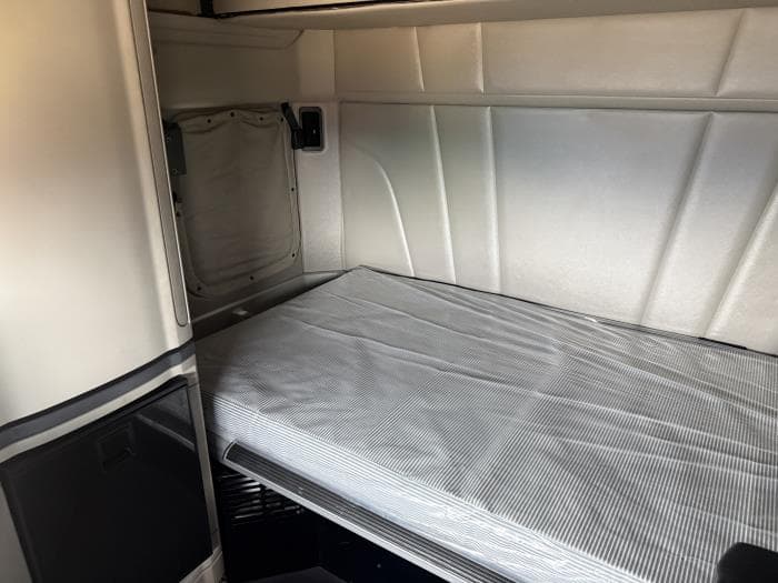 2023 Peterbilt 579 — photo 17